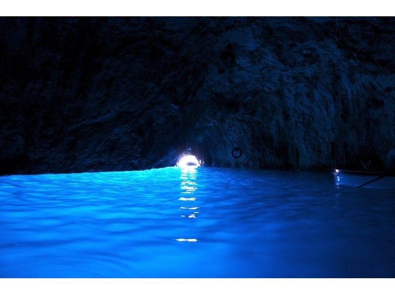 [ 오키나와 · 우루】 패러세일링 & 푸른 동굴 스노클링の紹介画像