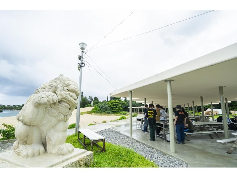 [恩纳/西海岸]好的午餐或晚餐！在海滩附近的小屋烧烤！の紹介画像