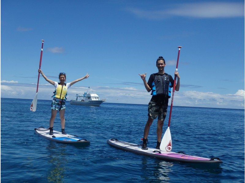 [Okinawa ・ Onna Village] Stand-up paddle board experience & adventureの紹介画像