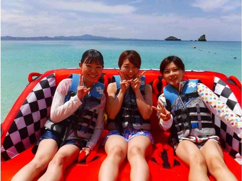 [Okinawa ・ North area/ Minnajima] Boat snorkeling & marine sports offshore half-day courseの紹介画像