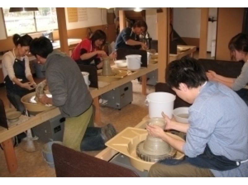 [Tochigi/ Masuko] Full-fledged pottery experience "Rokuro experience class" in the pottery town Mashikoの紹介画像