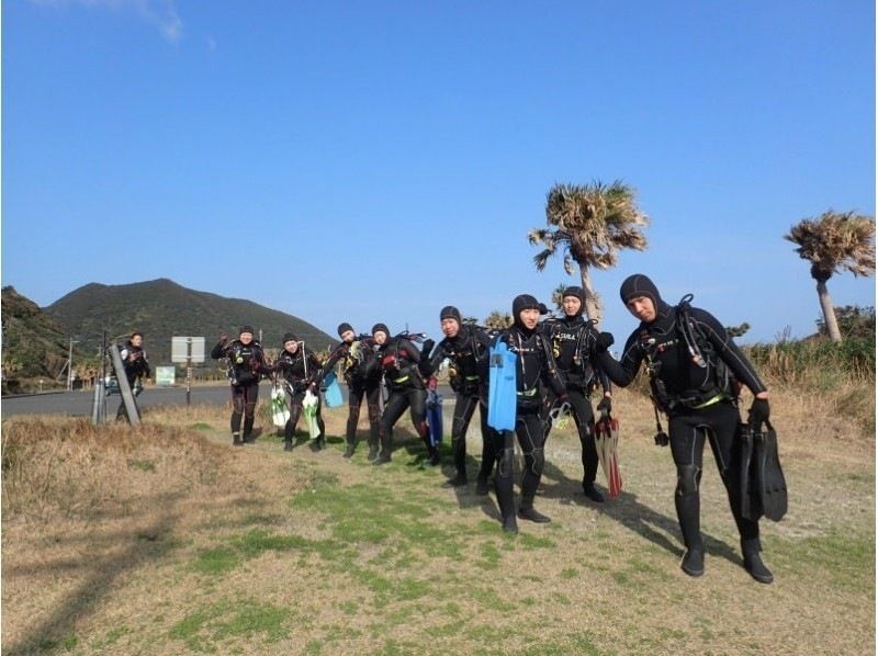 【屋久島・体験ダイビング】初心者専門店｜一番人気！たっぷり遊泳｜スタンダード1ダイブロング（60分）｜専用施設＆温水シャワー完備（海から2分の紹介画像
