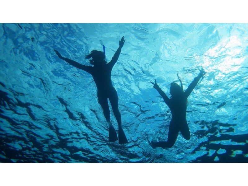 【沖縄・石垣島】青の洞窟と美ら海シュノーケリング体験！１時間半のお気軽コース！【１歳から参加可能】の紹介画像