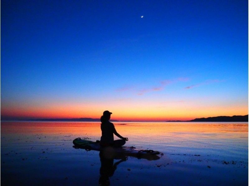 【沖縄・石垣島】夕日と星をみながらSUPヨガ体験！大自然の中でフィットネス～の紹介画像