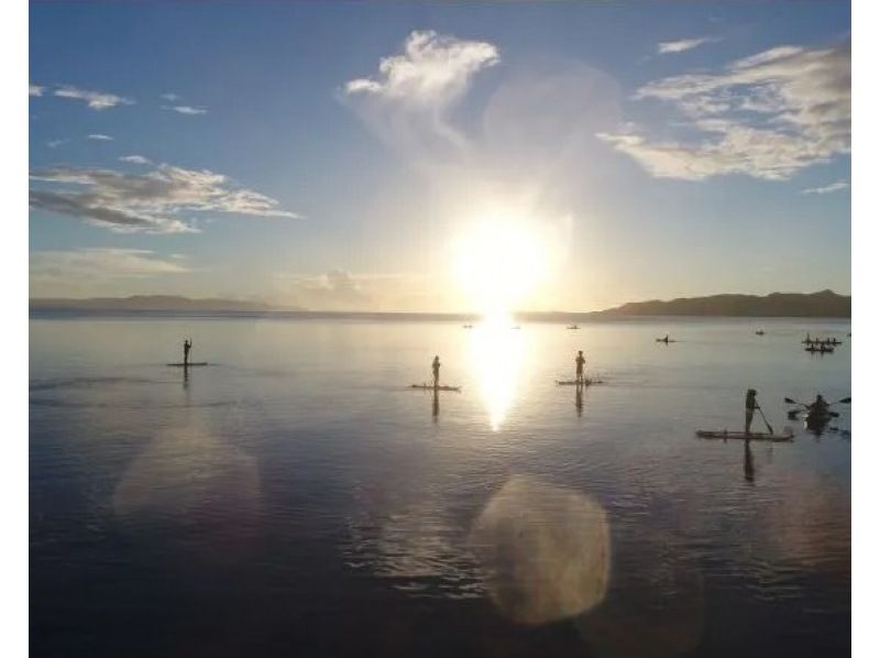 石垣島・名蔵湾】絶景サンセットと満天の星空SUP☆初心者大歓迎＆1名様