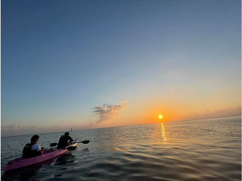 沖縄/嘉手納　サンセット＆マングローブカヤック♪《当日予約OK・2歳参加可・撮影無料・ｽﾏﾎｹｰｽ貸出・温水シャワーあり》の紹介画像