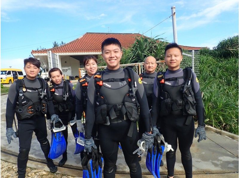 [Spring Sale] Okinawa Blue Cave Experience Diving! ☆Private reservation☆Free photo gift☆Free equipment rental☆OK for ages 10 and up☆Many awards!の紹介画像