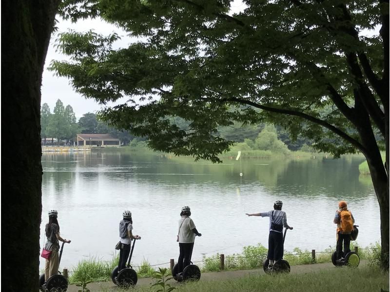 【東京・立川】自然やお花を満喫！昭和記念公園でセグウェイ体験！未経験者も安心！広い園内をガイドがご案内します！の紹介画像