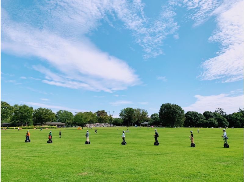 【東京・立川】自然やお花を満喫！昭和記念公園でセグウェイ体験！未経験者も安心！広い園内をガイドがご案内します！の紹介画像