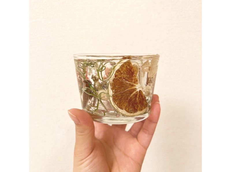 [Osaka / Osaka City] Transparency that makes dried flowers shine! Making a botanical gel candle holder 5 minutes walk from Hommachi station!の紹介画像
