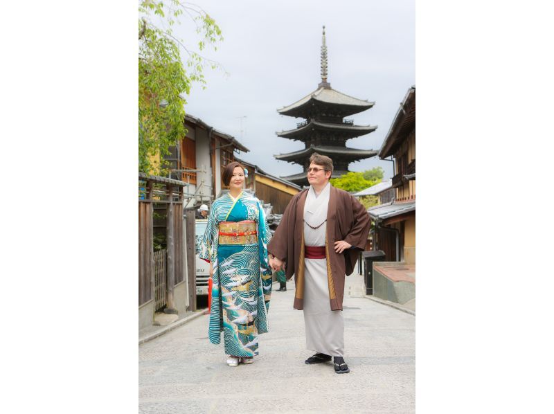 [京都/东山] 与心爱的人穿着和服进行外景拍摄的“情侣套餐方案”1组（共2人）价格の紹介画像
