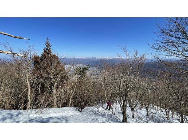 [京都]对于经验丰富的用户 京都府最高峰美奈子山（京都北山）雪鞋行走（附有热汤午餐！）の紹介画像