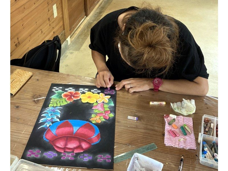 [Okinawa Miyakojima] Impressed with authentic feeling! Create a unique welcome board with chalk art!の紹介画像