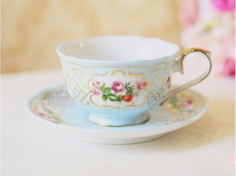 [Tokyo, Asakusa] Gorgeous adult lessons, experience porcelain! Making cup and saucer (full-time experience 3 times course)の紹介画像
