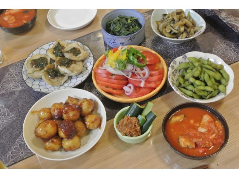 [ฟูกูชิม่าซิตี้ Nihonmatsu] ลูกบิดสตรอเบอร์รี่และสตรอเบอร์รี่โมจิทำ! กับผักอินทรีย์อาหารกลางวันの紹介画像
