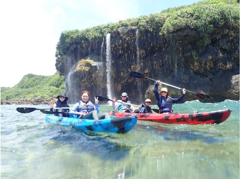 [Okinawa/Miyakojima] A fantastic cave with a spectacular view! Explore limestone caves by sea kayaking to Pumpkin Hole! A certified shop affiliated with the Kayak Association! !の紹介画像