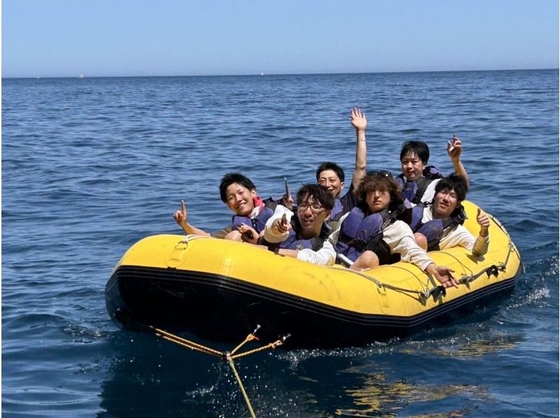 【北海道・小樽塩谷】海の秘境へご案内「青の洞窟周遊クルーズ」選べるボート2種類の紹介画像