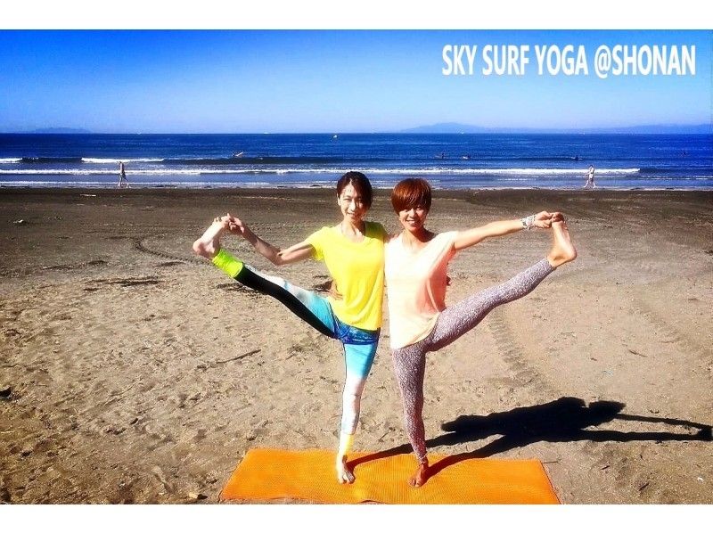 [湘南-Chigasaki]日落沙滩瑜伽课程<< Mt. Fuji + Cape Hata + Enoshima BEA BEACH YOGA体验课の紹介画像