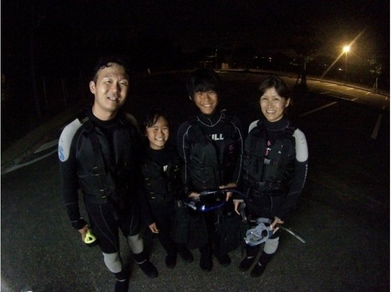 【完全1組貸切・沖縄・残波岬】サンセットナイトシュノーケル　幻想的大冒険気分で夜の海満喫!写真データ無料プレゼントの紹介画像
