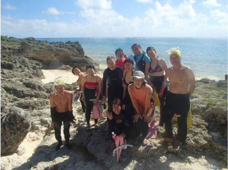 [沖繩/宮古島]16週年感恩節！每天限3組！在前濱海灘與野生海龜和 3 種尖叫海洋生物一起浮潛！の紹介画像