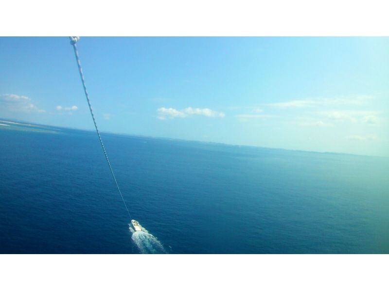 나하발 절경 패러세일링 [GoPro 카메라 무료 대여 포함]の紹介画像