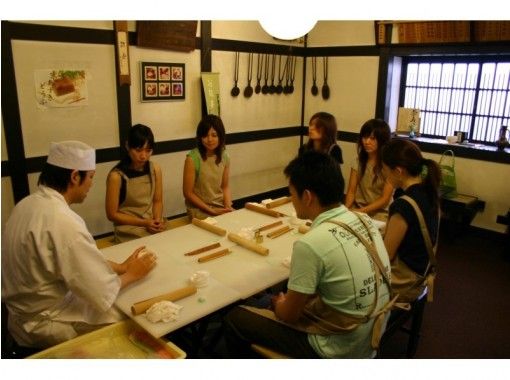 京都 東山 和菓子作り体験教室 甘春堂 東店 東山 清水寺 会場 アクティビティジャパン