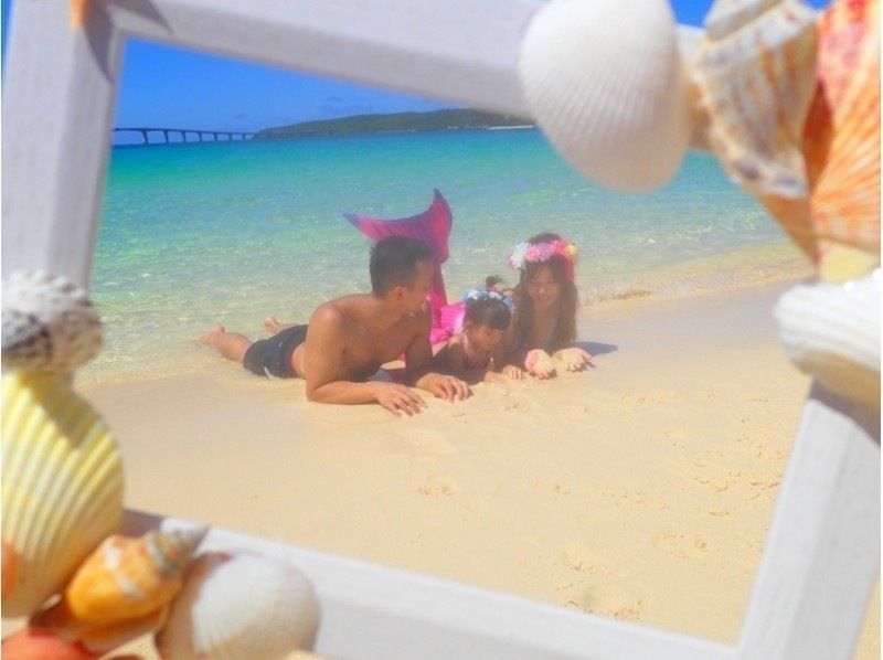 [Okinawa Miyakojima] Mermaid photo shoot at the secret beach with a spectacular view ♬ You can wear two suits of your choice! You can also choose a cute flower crown ♡の紹介画像