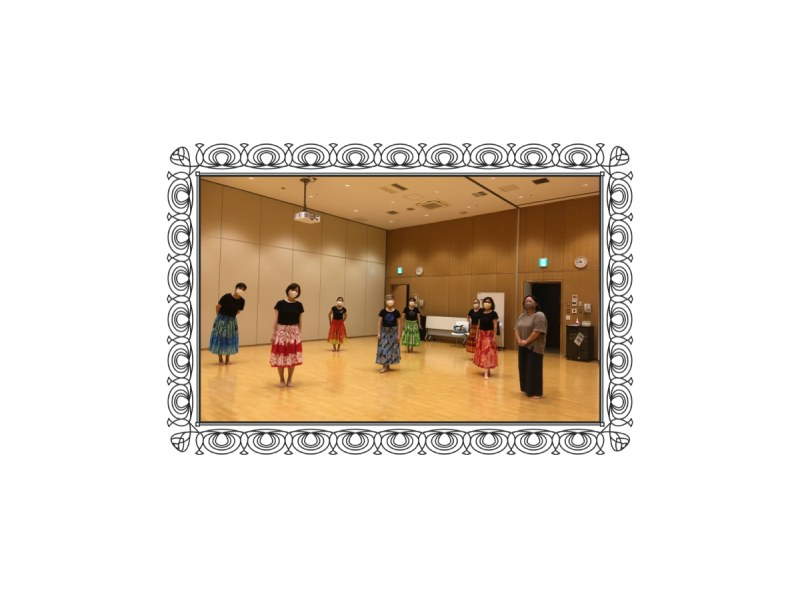 [Kanagawa Yokohama] Practice in a large mirror studio [Adult 60-minute intensive hula class]