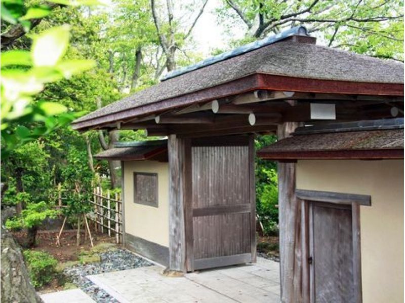 春バラ香る鎌倉文学館&洋館見学と旧吉田茂邸見学ツアー ~大磯プリンスホテルにてランチ~【9834】の紹介画像
