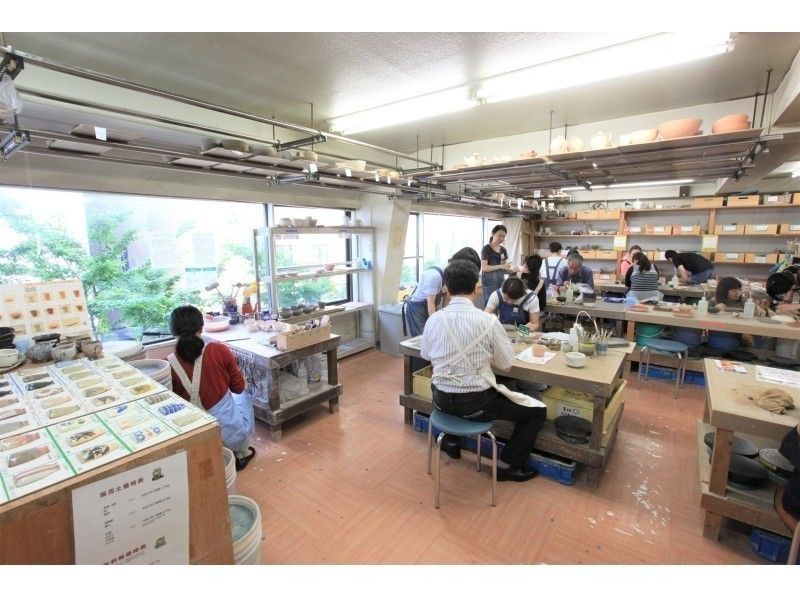 [Osaka Umeda] Challenger? Healing group? Art school? Ceramic art trip with hand-cranked potter's wheel ♪ Ceramic art one day experience ☆の紹介画像