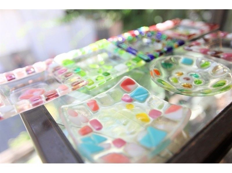 [Osaka Umeda] Melted glass craft one day experience ☆ Important hobby time ☆ Fusing of glitter tray ♪の紹介画像