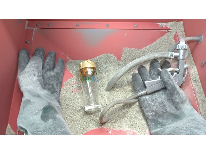 [Aichi / Nagoya Station 5 minutes] "Sandblasting experience" It is an experience of blowing sand and shaving glasses! With a toast with juice ・ Same-day reservation is OK!の紹介画像