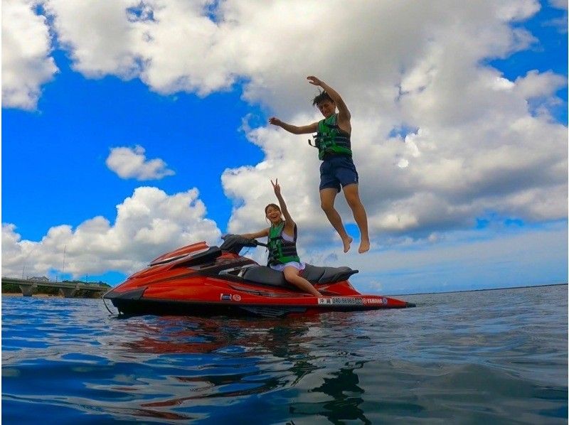 [冲绳/那霸/宜野湾] Flyboard，最新的拖曳管等。您可以从您最喜欢的2种活动中选择！超值和流行的“C计划♪”の紹介画像