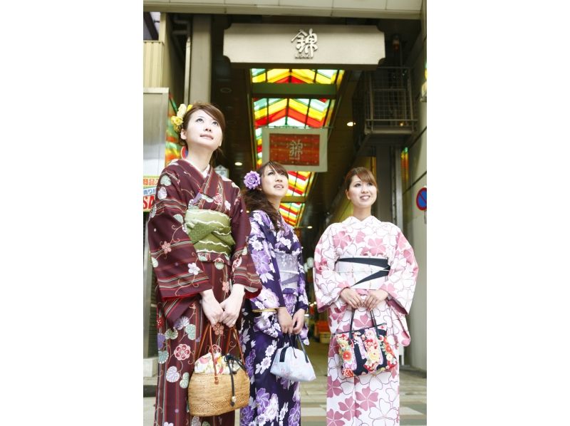 【京都・四条駅から徒歩3分・着物レンタル】大人気！あなたの好みで新作着物も選べるプランの紹介画像