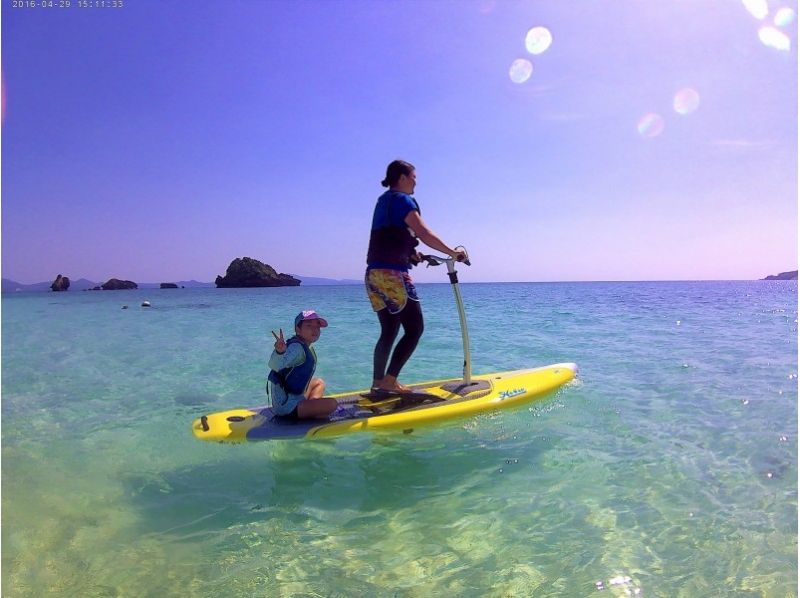 [Okinawa ・ Nago City] ★ New activity ★ Walking Sap (SUP) & Snorkel Experience (90 minutes)の紹介画像