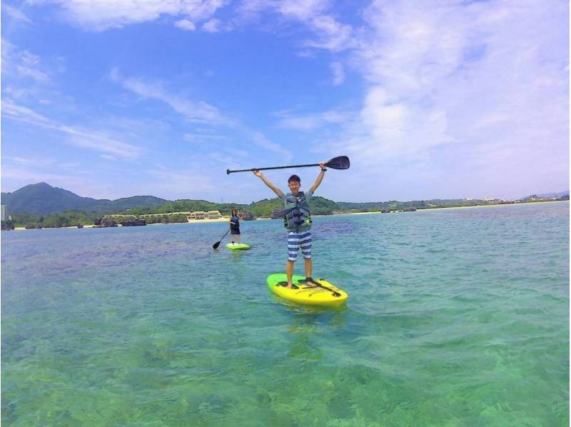 [沖縄·名護市]站立式槳板（SUP）和浮潛體驗（90分鐘）の紹介画像