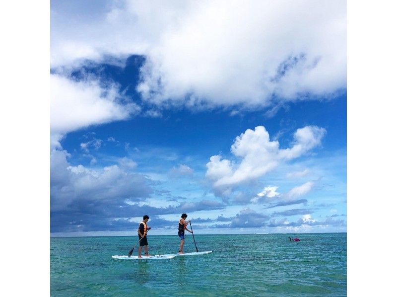 Spring sale underway [Okinawa/Miyakojima] Even first-timers can enjoy it! SUP experience 60 minute course! (Includes experience explanation and photo shoot)の紹介画像