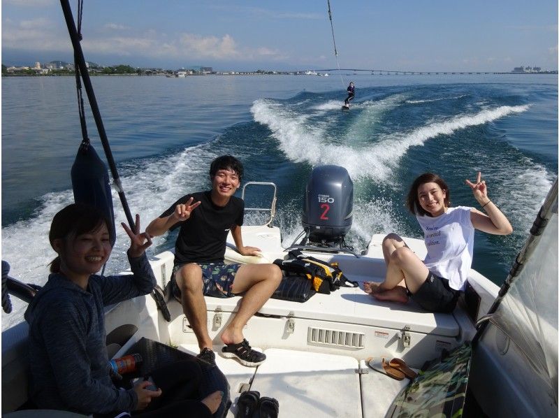 [Shiga ・ Lake Biwa] together Wakeboarding Experience! 90 minutes charter ※ To 4 people! 18000 in total yenの紹介画像
