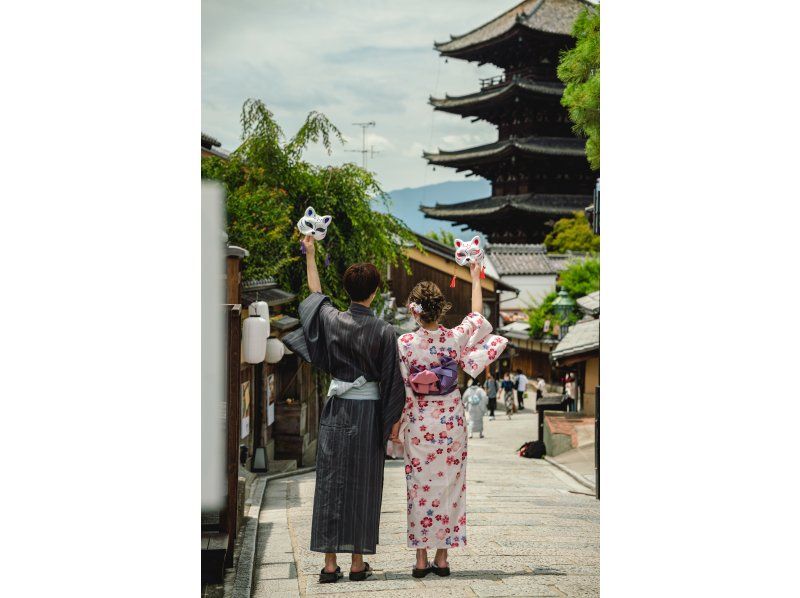 Kyoto Shijo Kimono Rental "Couple Plan" Perfect for a Kyoto date! Choose from a variety of standard plans ♪の紹介画像