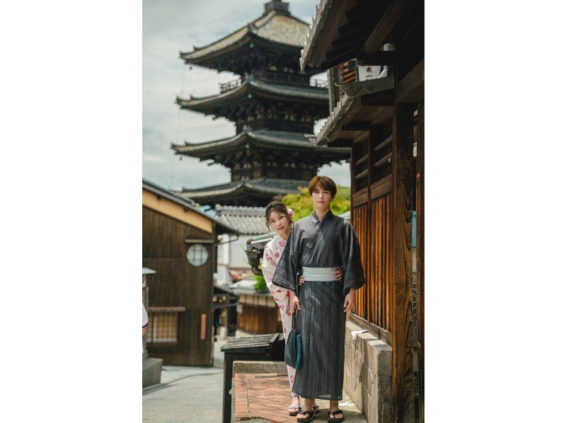 Kyoto Shijo Kimono Rental "Couple Plan" Perfect for a Kyoto date! Choose from a variety of standard plans ♪の紹介画像