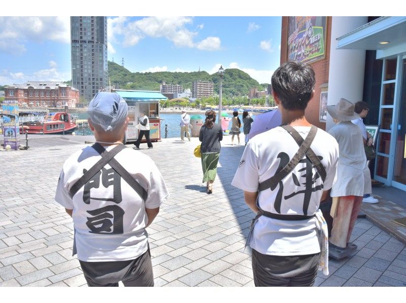 [ฟุกุโอกะ และทวีป คิวชู เมือง] มากกว่าลังเลที่จะ Mojiko ย้อนยุค! ไกด์นำเที่ยวชมเมืองโดยรถลาก (หลักสูตร 30 นาทีเช่าเหมาลำ)の紹介画像