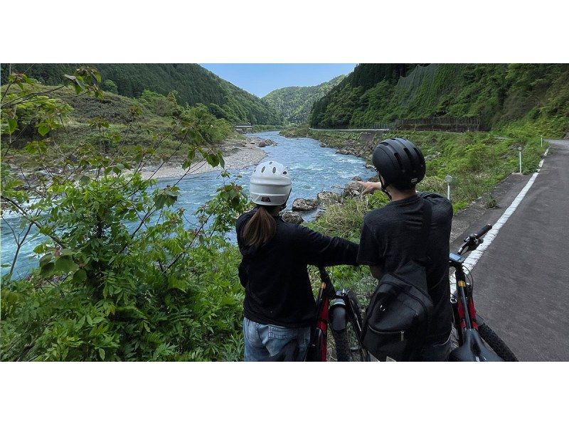 【Gifu · Gujo Hachiman】 Nagara river cycle cruise ♪ "Nature course" 3 hoursの紹介画像