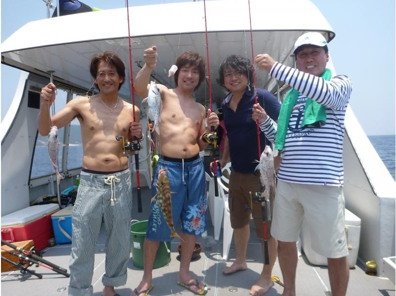 [那霸来自]初学者和孩子们可以享受！半日船钓！热带钓鱼之旅の紹介画像