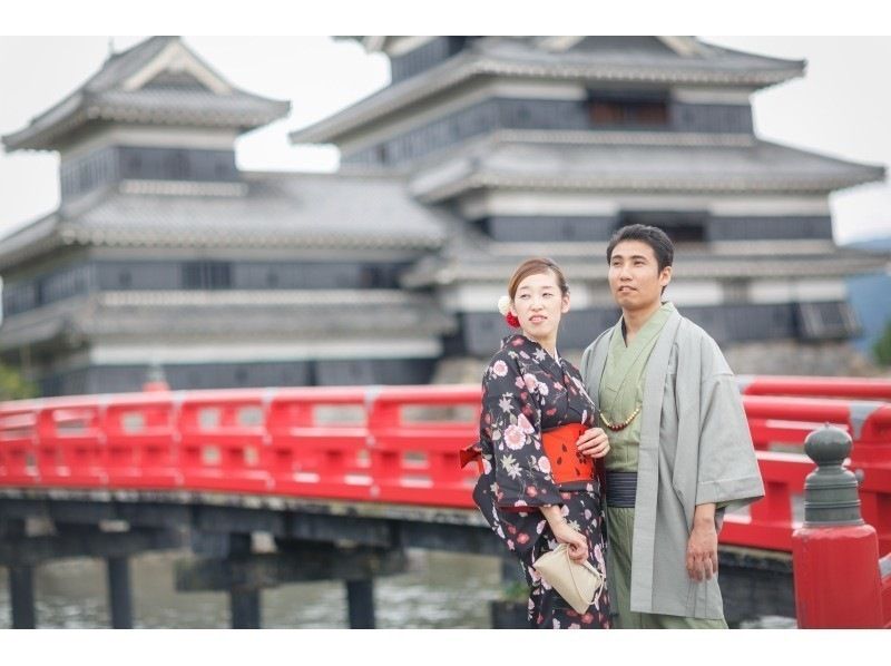 [Nagano, Matsumoto] 2-hour course: Kimono and yukata rental course! Couples only! 2-minute walk to Matsumoto Castle! You can participate empty-handed!の紹介画像