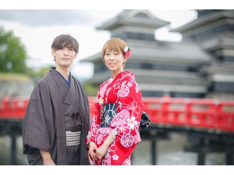 [Nagano, Matsumoto] One night course: Kimono and yukata rental course! Couples only! Only 2 minutes walk to Matsumoto Castle! You can participate empty-handed! Return by 12:00 the next day (mailing available)の紹介画像