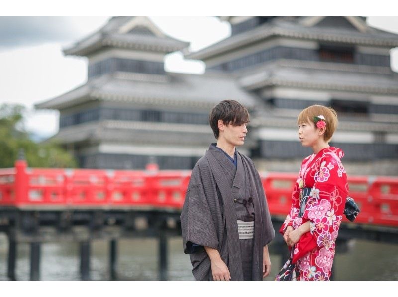 [Nagano, Matsumoto] One night course: Kimono and yukata rental course! Couples only! Only 2 minutes walk to Matsumoto Castle! You can participate empty-handed! Return by 12:00 the next day (mailing available)の紹介画像