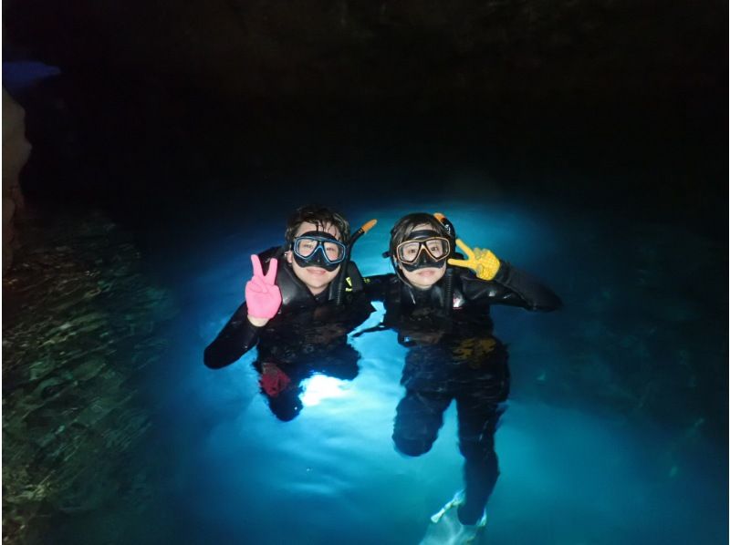 [Okinawa / Starry Sky & Noctiluca / Night Snorkel] Blue Cave Charter ★ Popular GoPro Photos & Videos Free ★ Reliable Local Okinawan Guide ★ Reviews & Photo Satisfaction No1の紹介画像