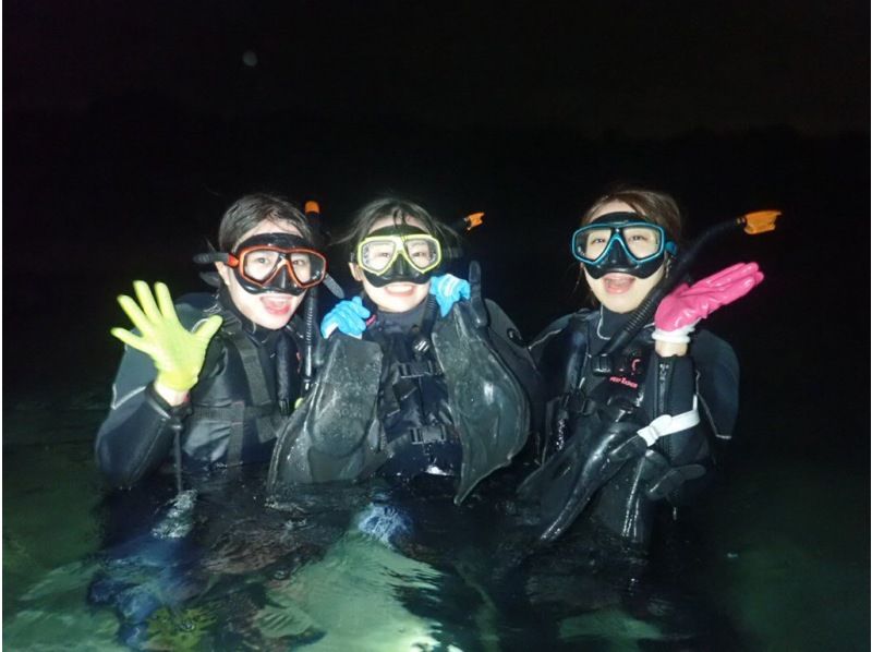 [โอกินาว่า / ท้องฟ้าเต็มไปด้วยดวงดาว & Noctiluca / ดำน้ำตื้นตอนกลางคืน] กฎบัตรถ้ำสีฟ้า ★ ภาพถ่ายและวิดีโอยอดนิยมของ GoPro ฟรี ★ คู่มือท้องถิ่นโอกินาว่าที่เชื่อถือได้ ★ บทวิจารณ์และความพึงพอใจด้านภาพถ่าย No1の紹介画像