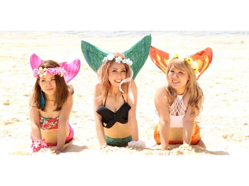 【Okinawa · Uruma City】 Let's become a longing mermaid ♪ Photo shooting plan & parasailing 100 m course!の紹介画像