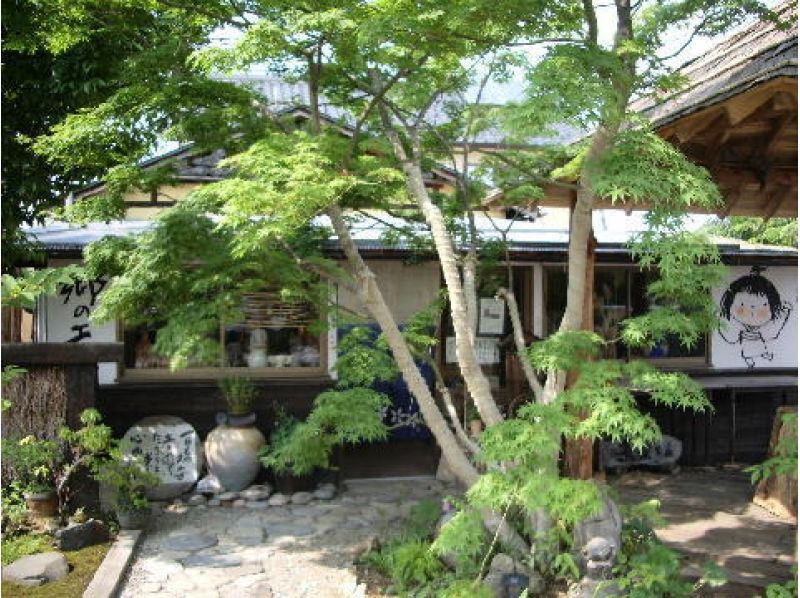 【長野・小布施】座敷わらしのいる郷の工房で陶芸体験！湯呑・マグカップ制作プラン！の紹介画像